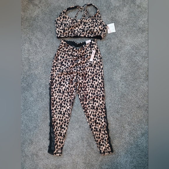 VS leopard set - Picture 1 of 5